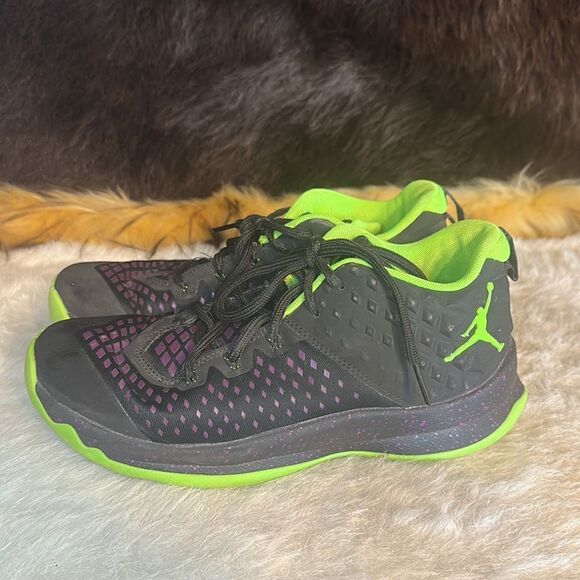 Nike extra fly Jordan shoes 6.5 (2700) - Picture 5 of 10